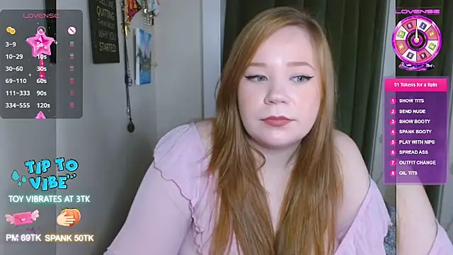 MissLolaLuxxx webcam