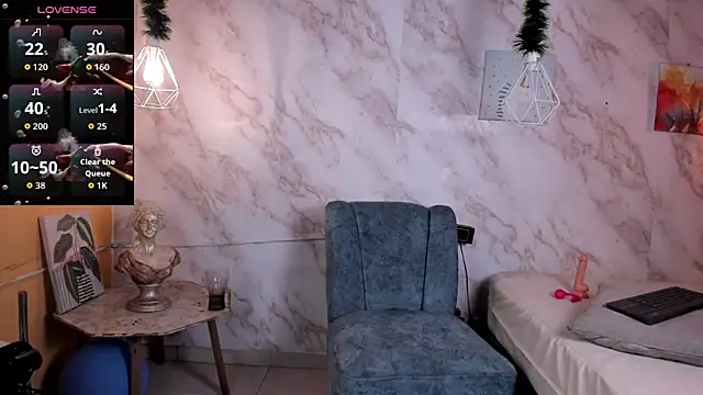 Lauren_smiles webcam