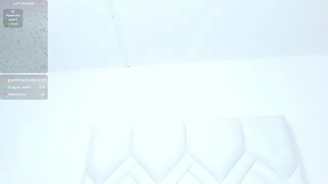 Cleopatra_Trans webcam