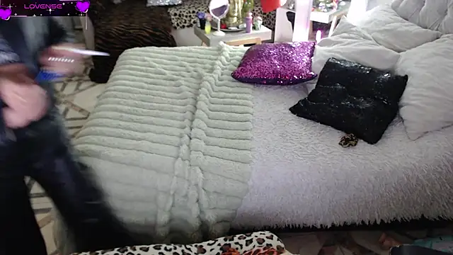 myrnasexxx - Myrnasexxx's free webcam - UK Sex Cams