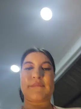 Pretty_Julieta webcam