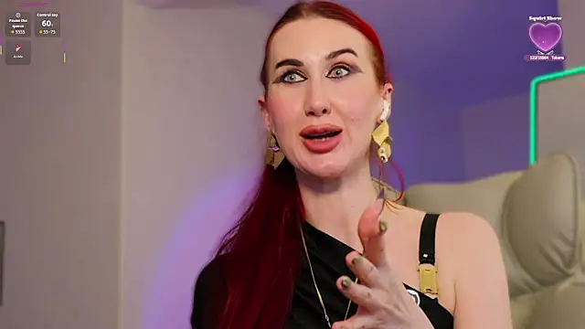 Lady_RedAlexa_RA webcam