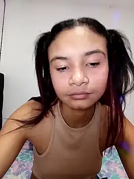 liz7skinny webcam