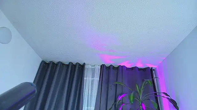 Aliciawonderxx webcam