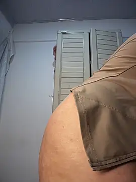 Sarahballiston_ webcam