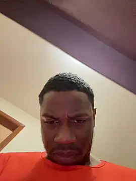 pussyeater_-'s live cam