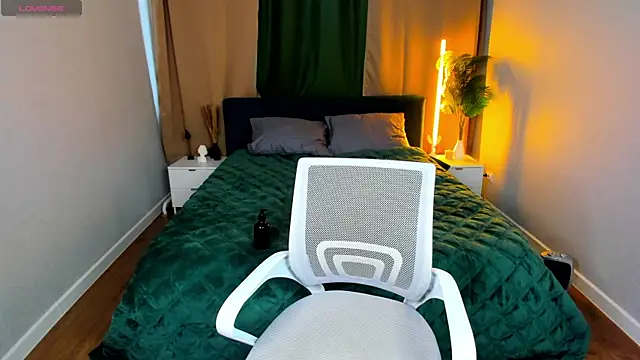 Tiffany-Grace webcam