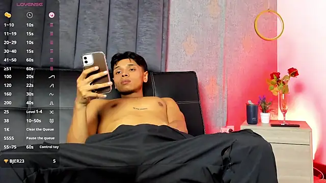 Alejandroo_Montenegro webcam