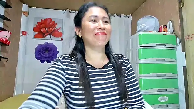 Filipina_Desire webcam