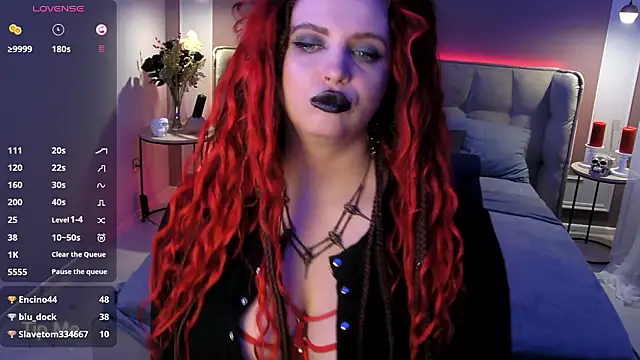 Miss_Maya_Mils webcam