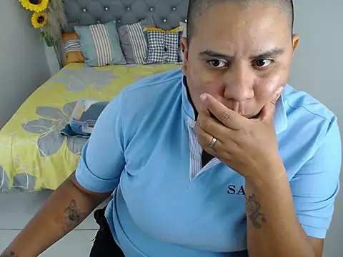 hotlesby_valery webcam