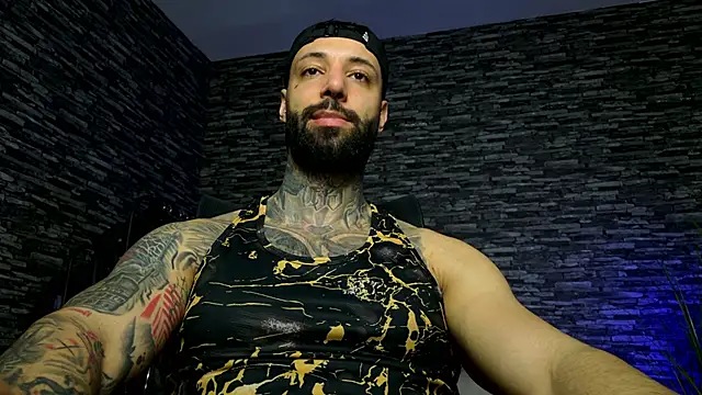 MasculineGuy99 webcam