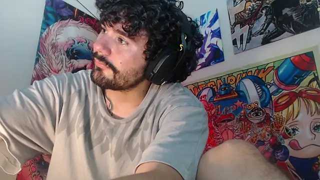 LuciferSantoryu webcam