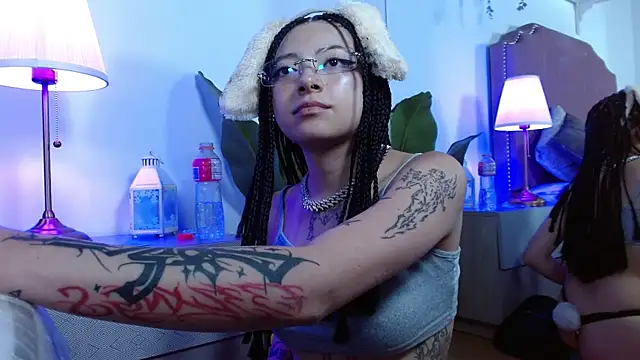 shiny_foxeyes webcam