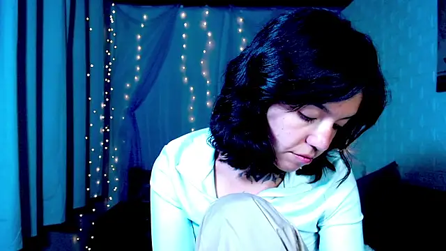 LannieGonzales webcam