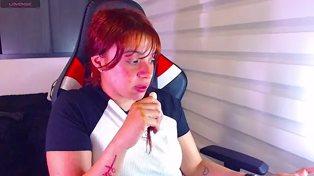 Vannessa__Shy webcam