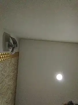 Rowena_Vonnie webcam