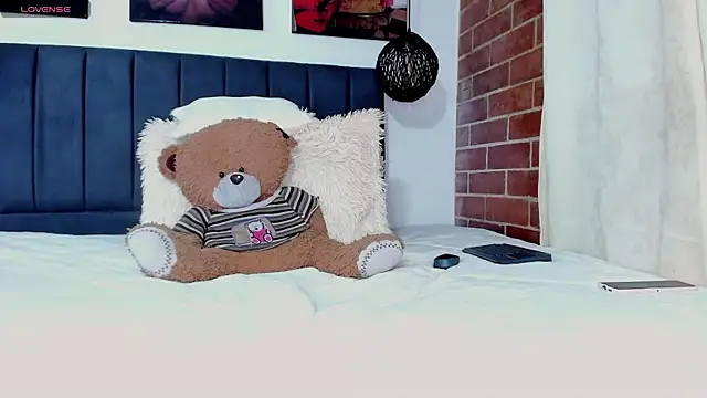 kyliejenner_hot webcam