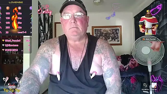 KINKYBLUEYES69 webcam