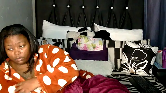 caramelbooty69 webcam