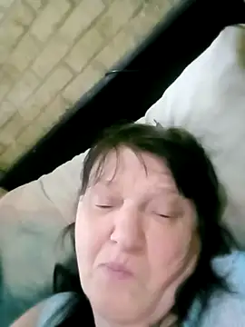 Apeesynka55211 webcam