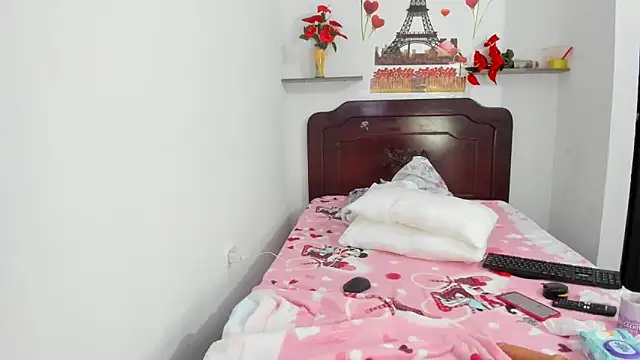 Aura_velour21 webcam