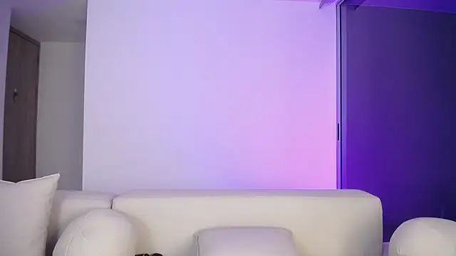 varenkaivanova_22 webcam