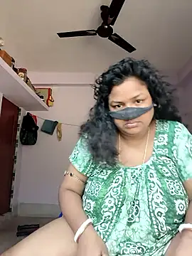 Deborbhavi222 webcam