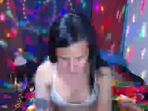 BriannaCruz24 webcam