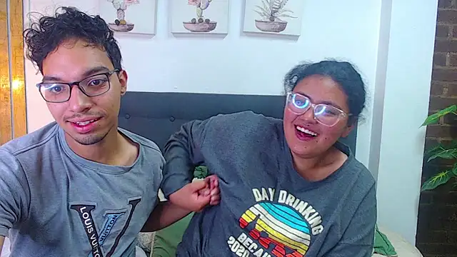 naughtycouplex_ webcam