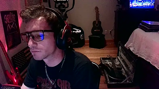 LEVIATHANX666 webcam