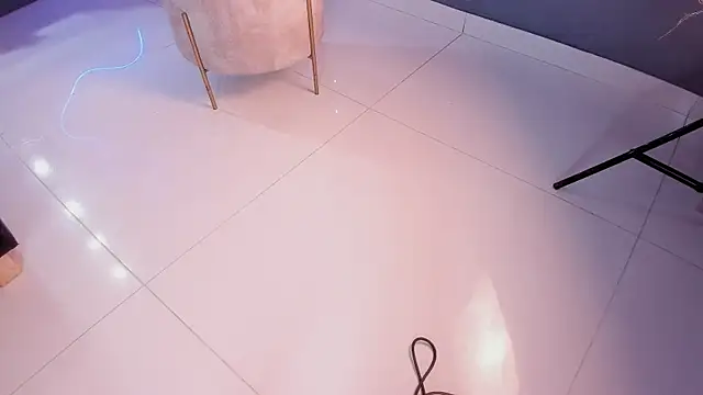 zoe_henderson webcam