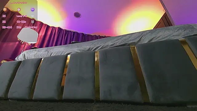 EmpressDesires webcam