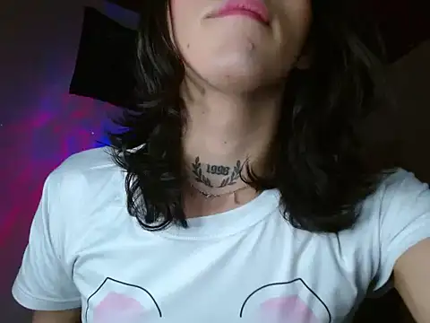 Scarlett_crastrawberry webcam