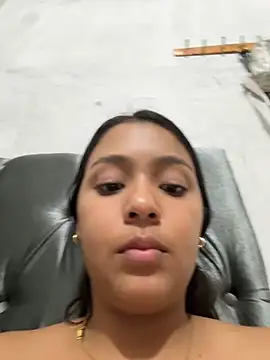 Webcam Model (Baby_morena12)  is live.Free join now!