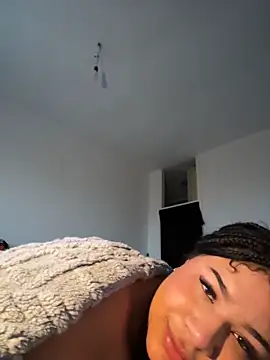 Webcam Model (SashaLiciosa_)  is live.Free join now!