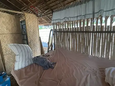 Juliet_official_pro webcam