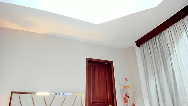 Zamira_Taylor webcam