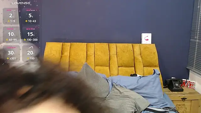 KendraaSimons webcam