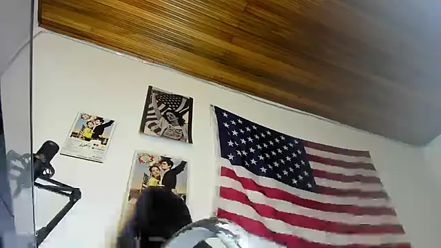 charlie_hotxxx webcam