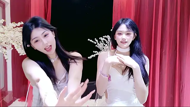 Banana-Milk69 webcam