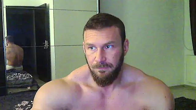 muscularkevin webcam