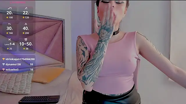 SaskiaGrendel webcam