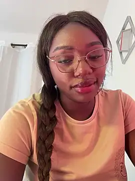 alissradiante1 webcam