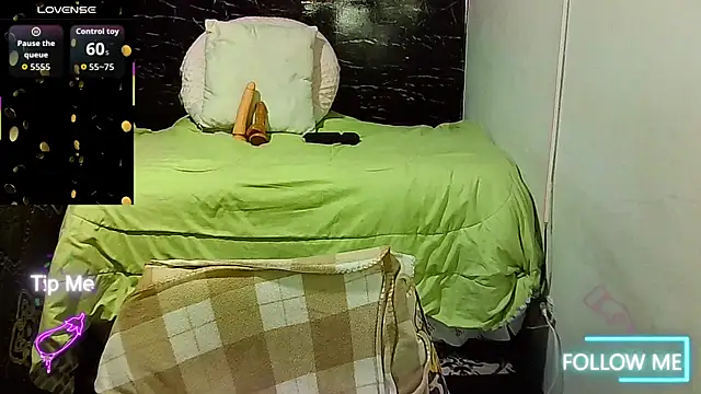 _naughty_milf webcam