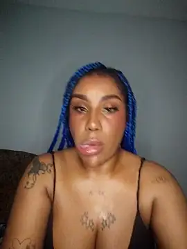 Queen_Amara webcam