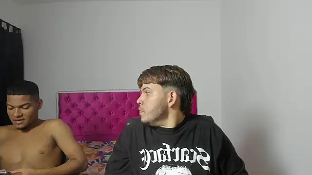 isaac_master77 webcam