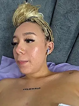 alaia_princess webcam