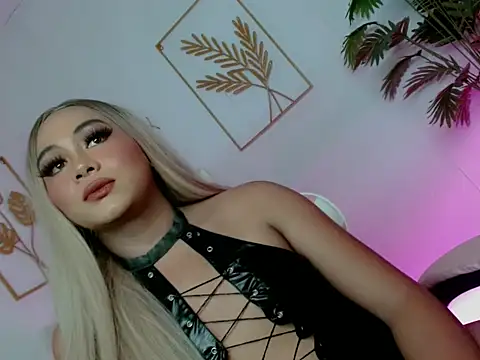 Serenity_Mooree webcam