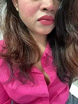 riya_sharma11 webcam